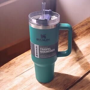 Stanley Tumbler 40oz. Green Stainless Steel The Big Grip Travel Quencher NWT